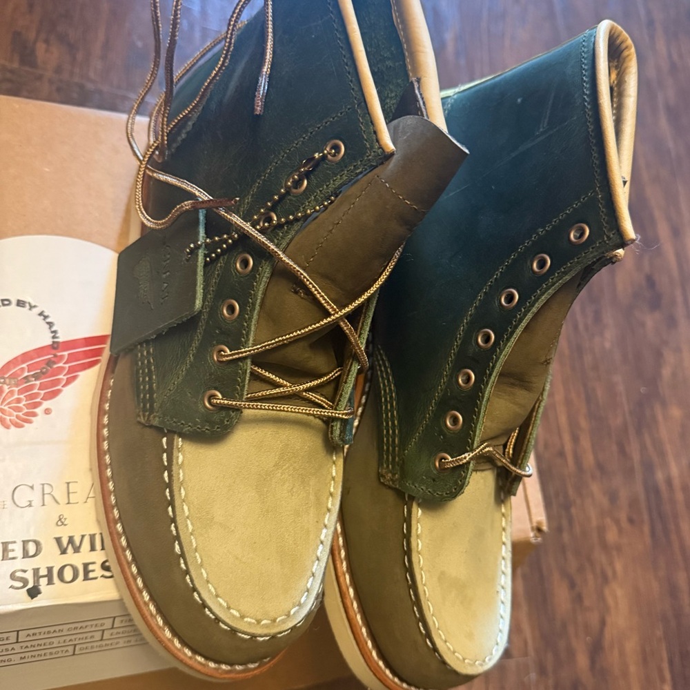 Red Wing NWT Woman’s 6” classic Moc Army Green - Picture 4 of 9
